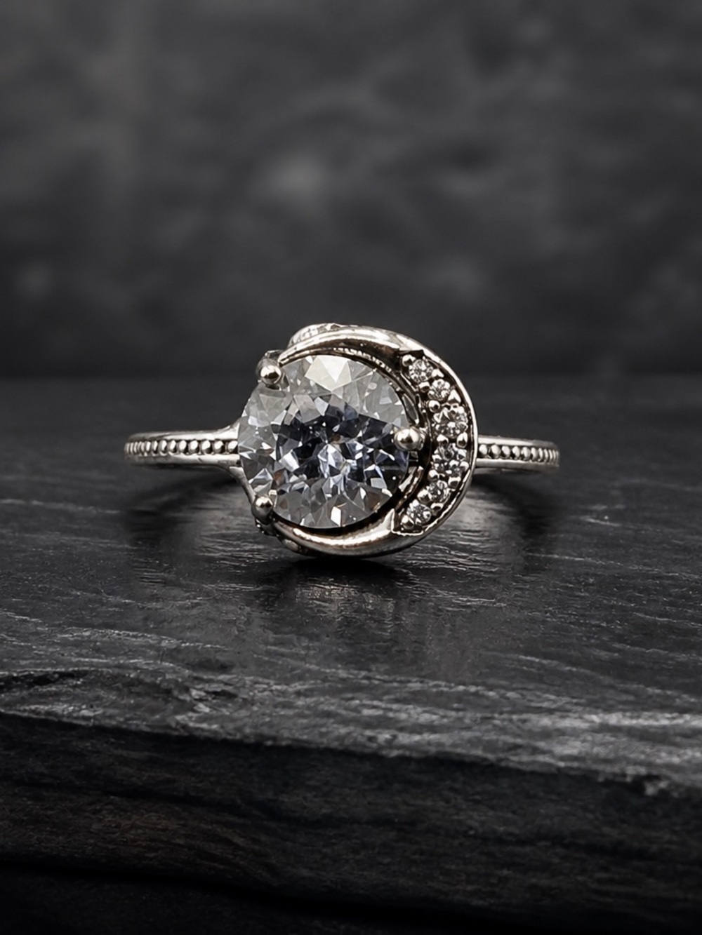 Size 7.5 FJ moonrise 925 Sterling Silver Ring with crystals “Rare” Ring